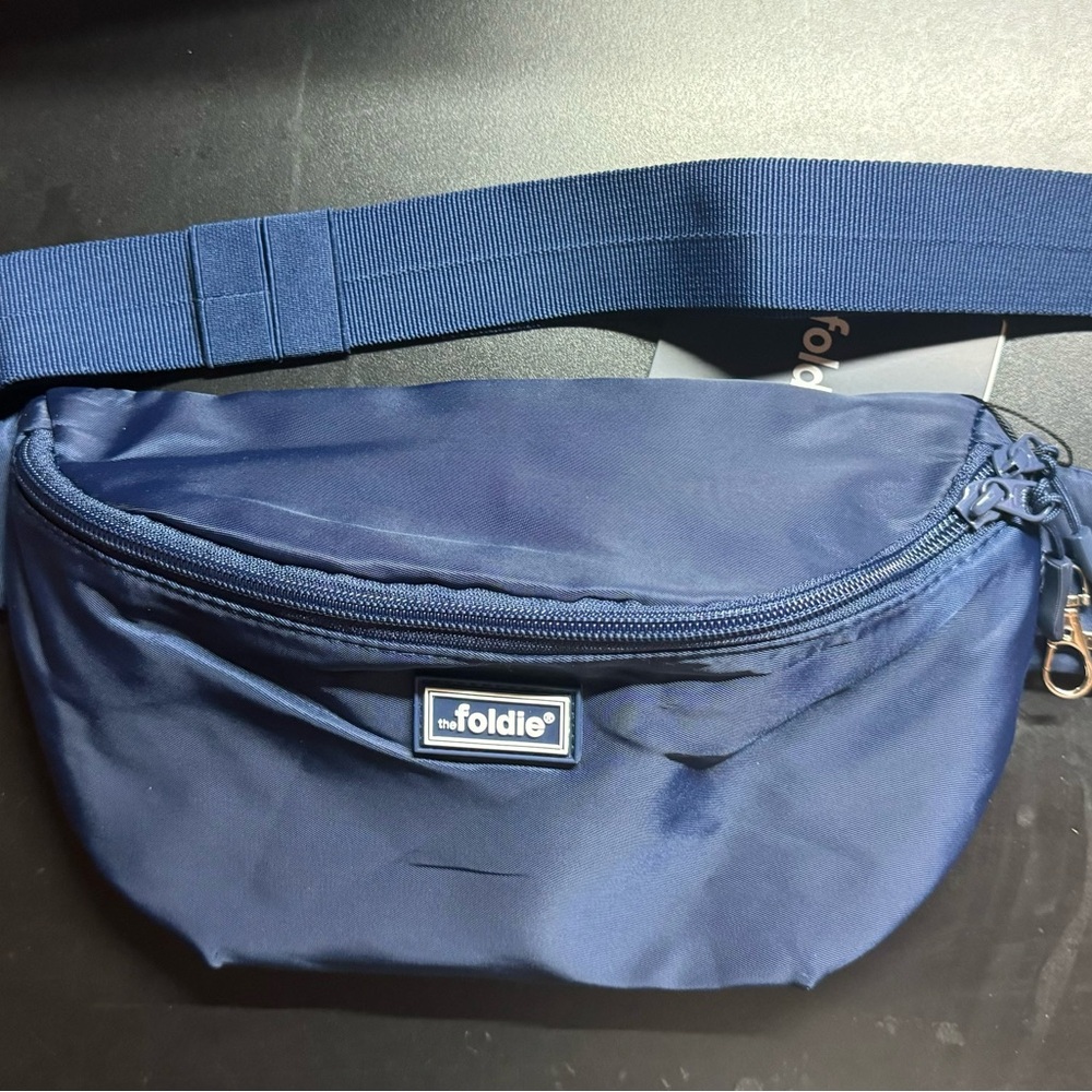foldie Navy Crossbody Belt Bag
